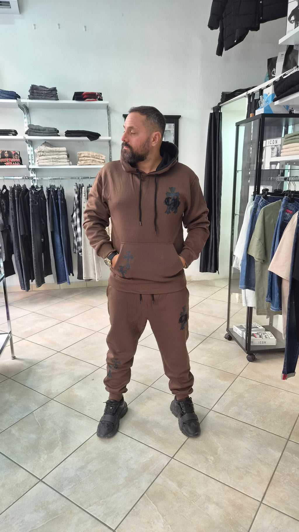 Set tuta marrone