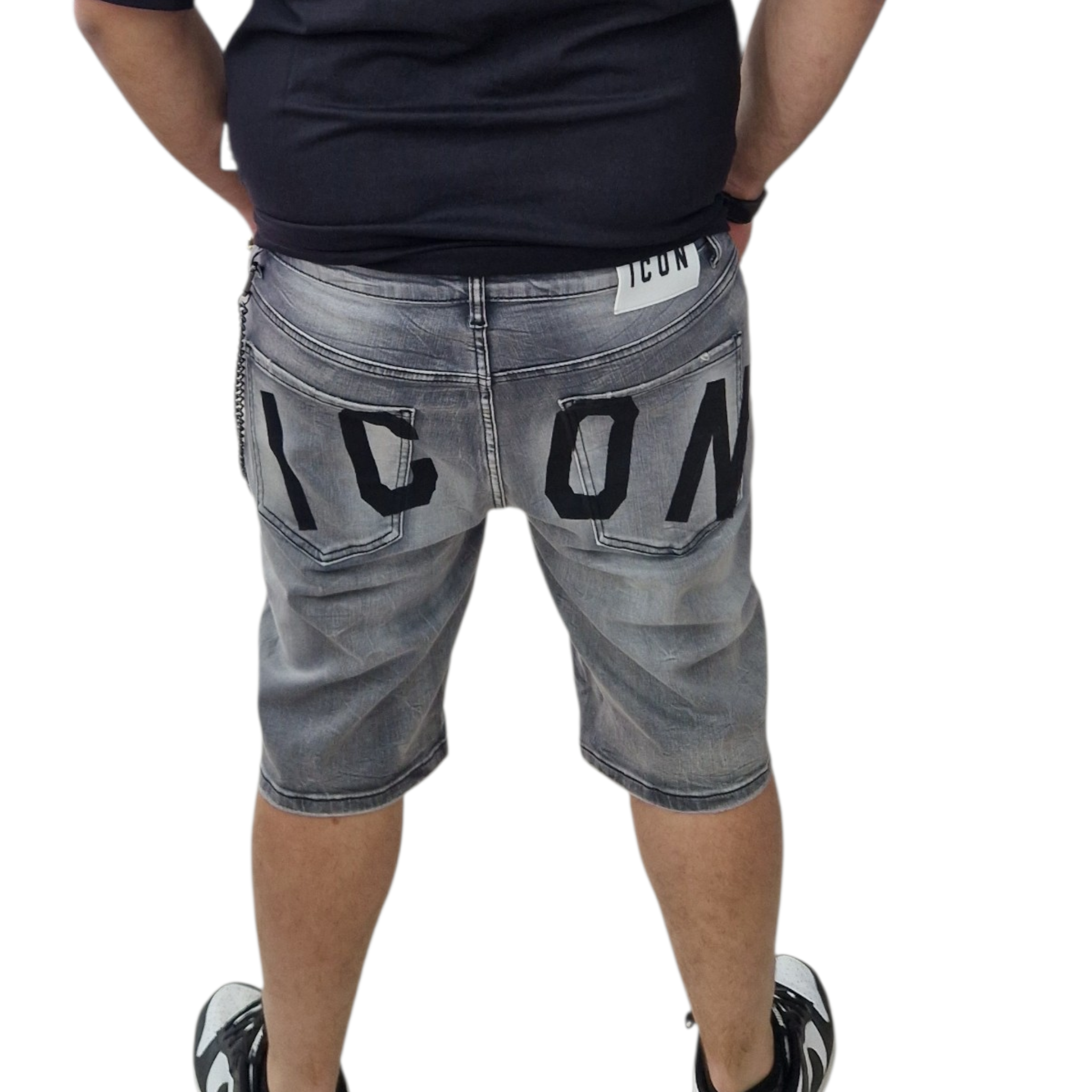 Bermuda Icon Grigio Satinato con Catena – Streetwear Uomo Estate
